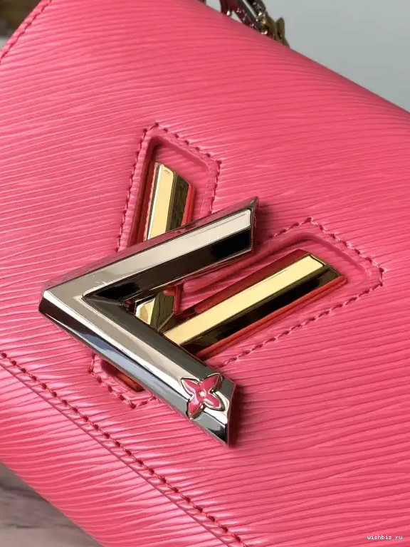 WIS LOUIS TWIST VUITTON PM-19*15*9CM 0703
